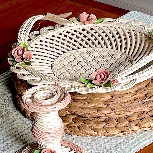 Woven Rose Basket Cream Pink Belleek Ware Bev Sparks Handcrafted 1991 Florida - Picture 11 of 16